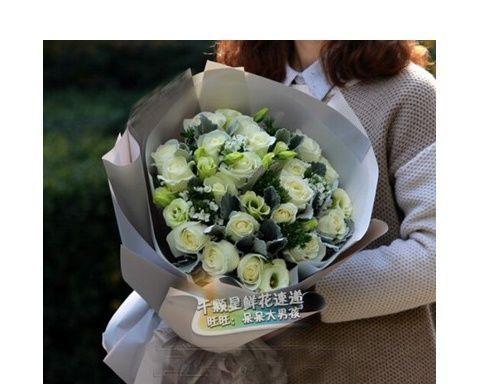 白玫瑰花代表什么意思？白玫瑰的花语有哪些常见问题？