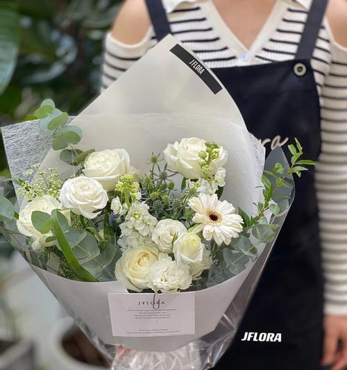 白玫瑰花代表什么意思？白玫瑰的花语有哪些常见问题？