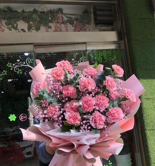 粉色康乃馨的含义是什么？送粉色康乃馨有哪些讲究？