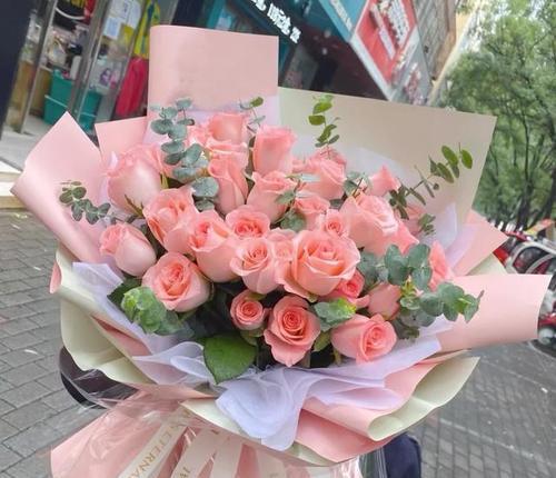 222朵玫瑰花代表什么含义？