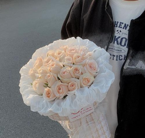 双鱼座男生送玫瑰花有何深意？