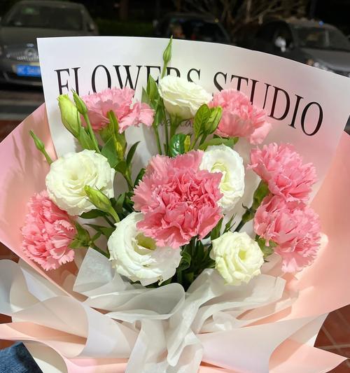花束60朵康乃馨花语是什么？60朵康乃馨代表了什么情感？