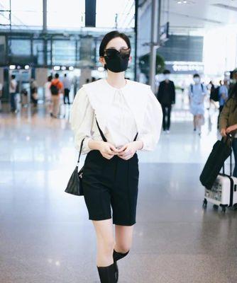 走秀服装搭配的花语是什么？这些搭配在时尚界有何含义？