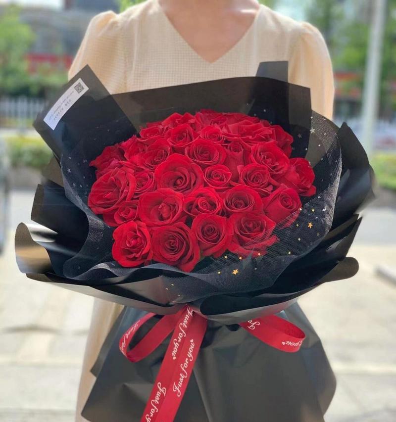 天天开心的鲜花花语是什么？玫瑰花语每朵代表什么？