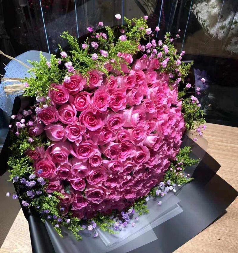38朵玫瑰花语是什么？有何特殊含义？