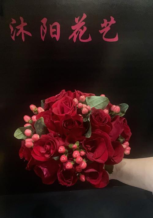 手捧鲜花通常表达什么？